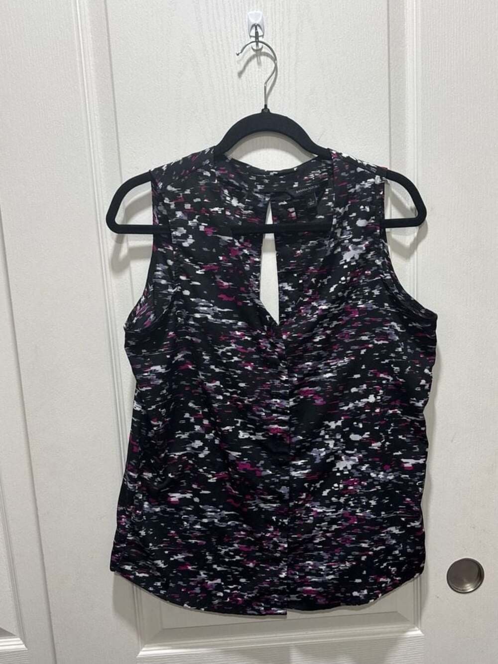 Banana Republic Sleeveless Abstract Print Blouse Small